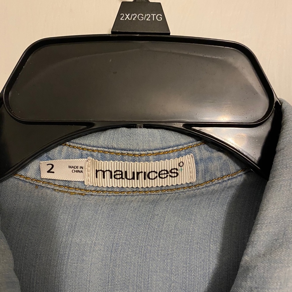 Collared Button down - Picture 2 of 3